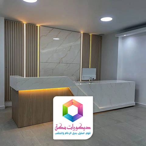 تركيب بديل الخشب مع إضاءة